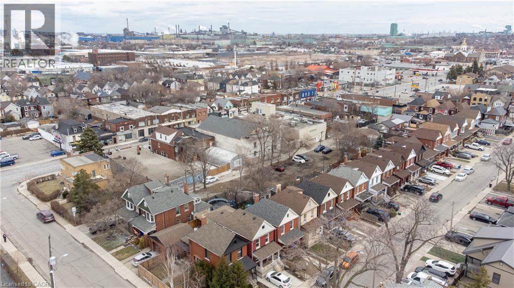 116-120 Barnesdale Avenue N, Hamilton, ON - Outdoor With View