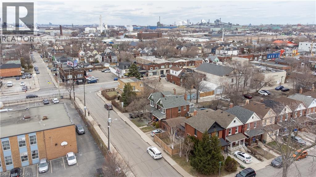 116-120 Barnesdale Avenue N, Hamilton, ON - Outdoor With View