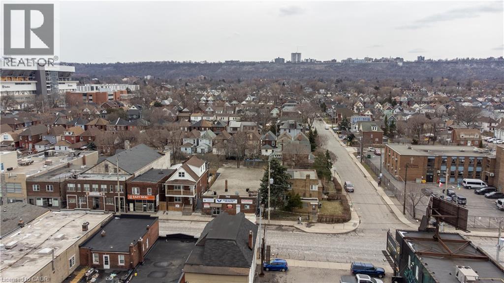 116-120 Barnesdale Avenue N, Hamilton, ON - Outdoor With View