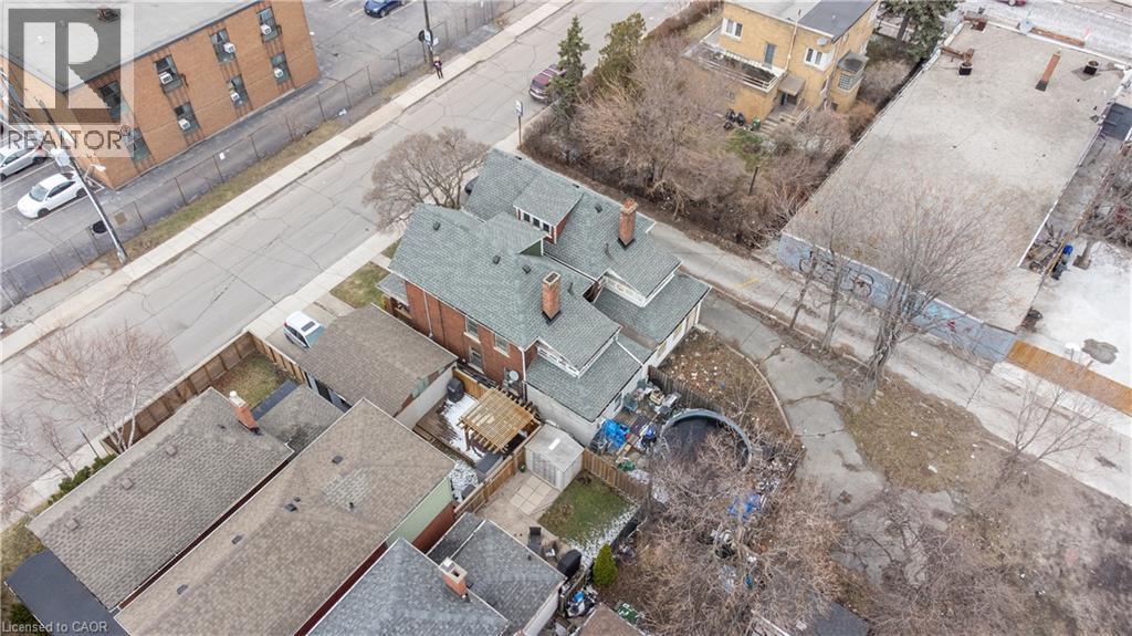 116-120 Barnesdale Avenue N, Hamilton, ON -