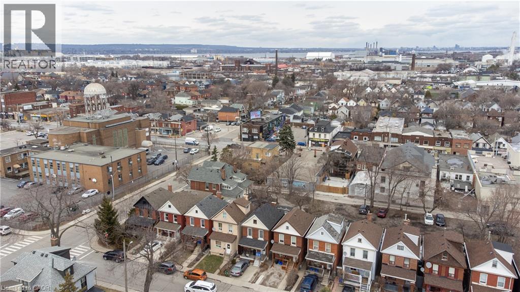116-120 Barnesdale Avenue N, Hamilton, ON - Outdoor With View