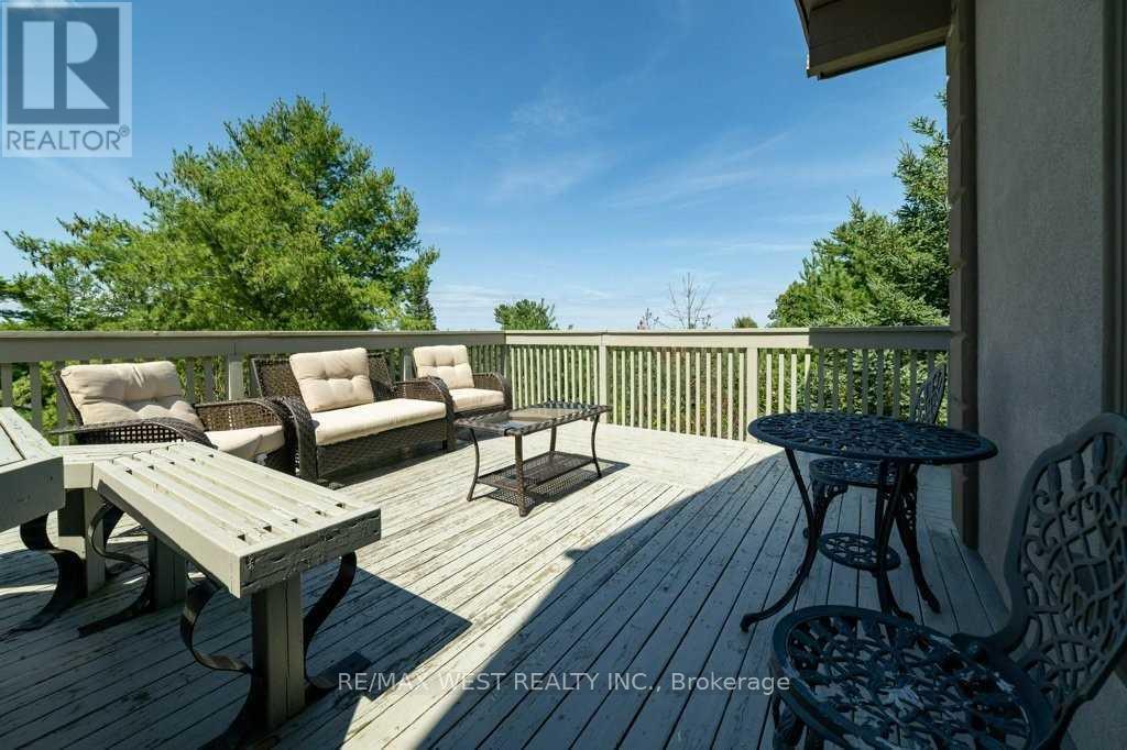 29 Milton Street, Tiny, ON - Outdoor With Deck Patio Veranda