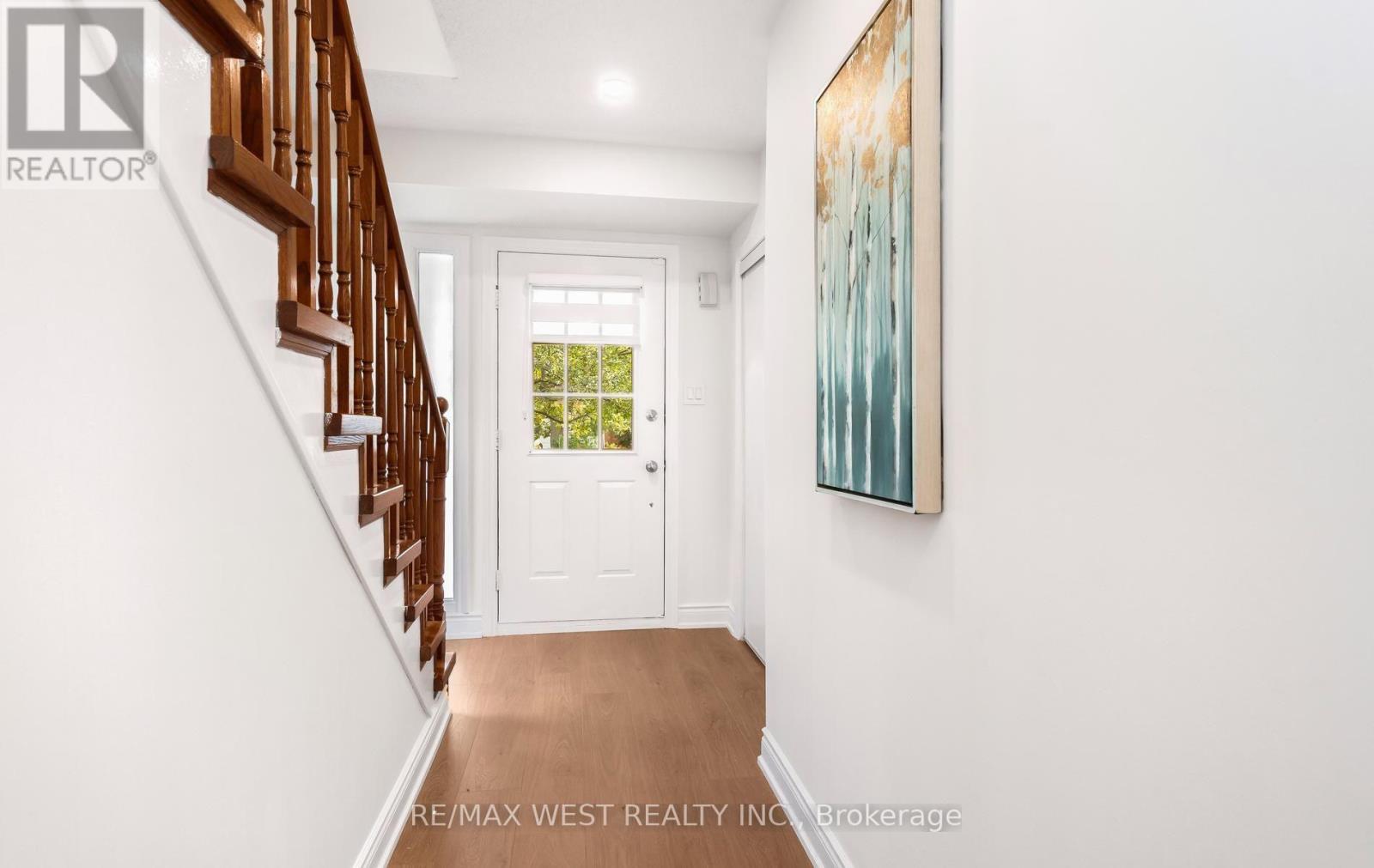 5239 Bushelgrove Circle, Mississauga, ON - Indoor Photo Showing Other Room