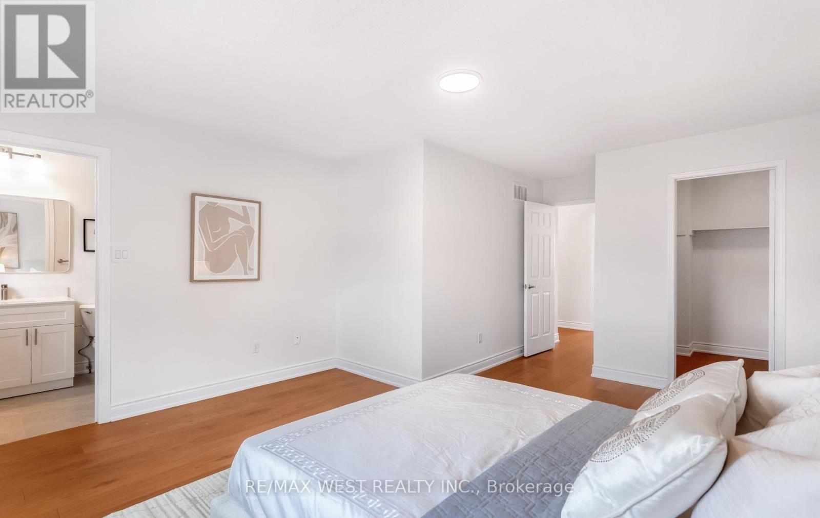 5239 Bushelgrove Circle, Mississauga, ON - Indoor Photo Showing Bedroom