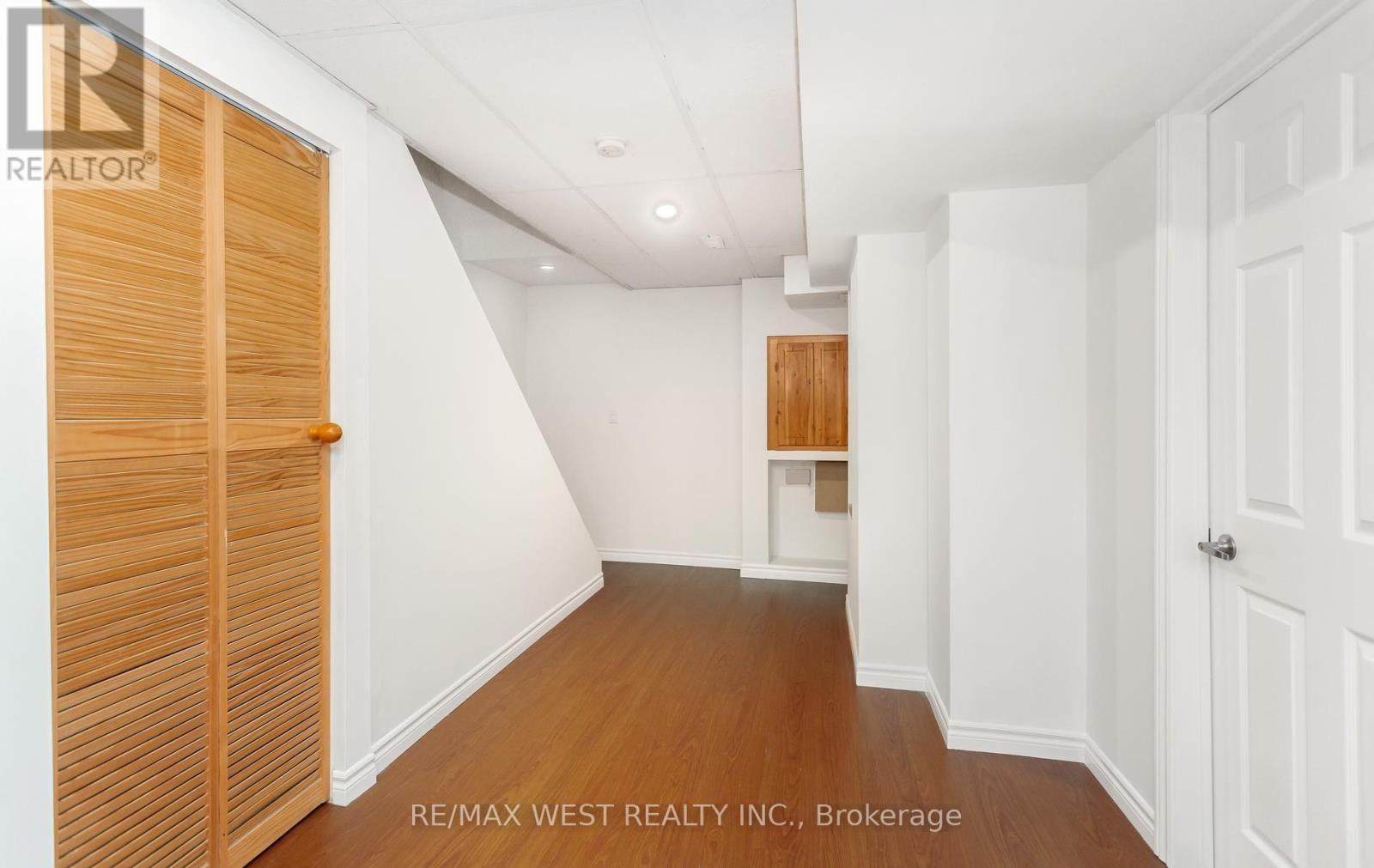 5239 Bushelgrove Circle, Mississauga, ON - Indoor Photo Showing Other Room