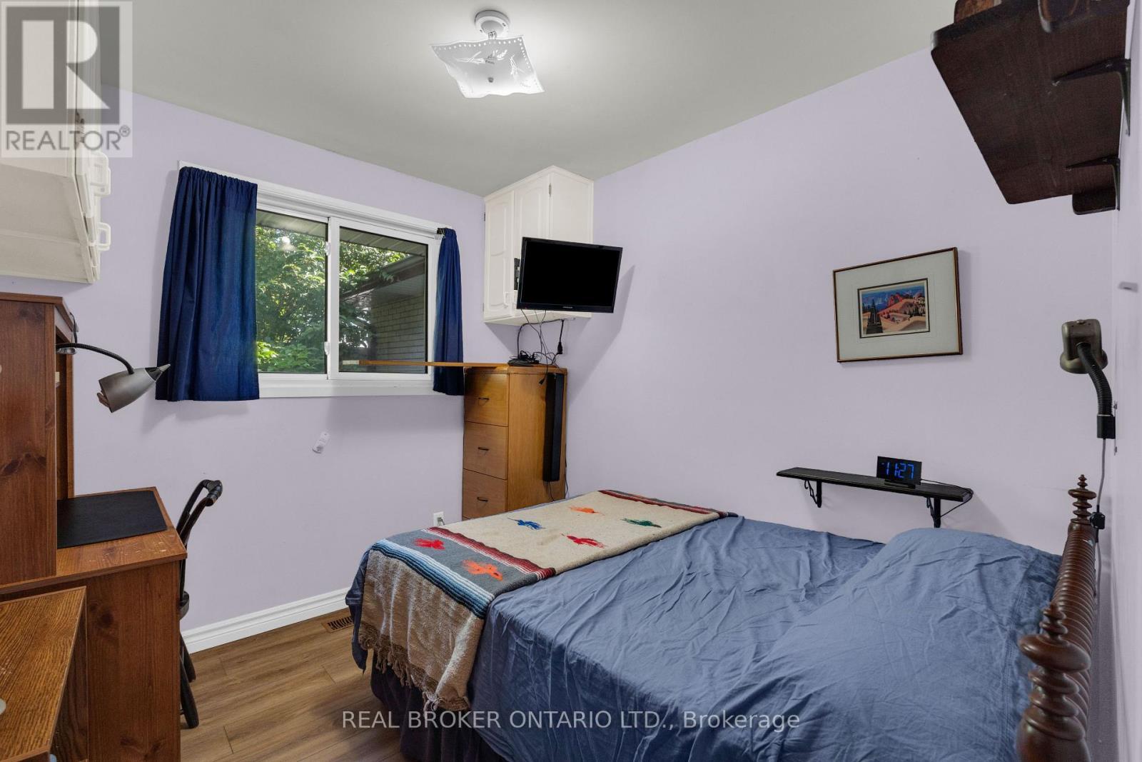 61 Bernick Drive, Barrie, ON - Indoor Photo Showing Bedroom