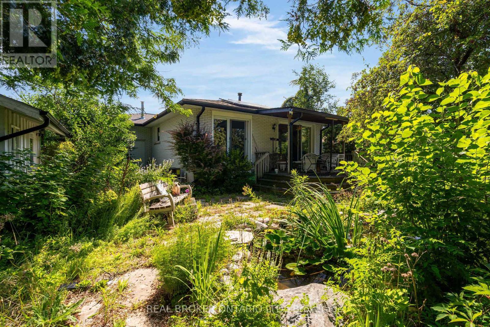 61 Bernick Drive, Barrie, ON - Outdoor