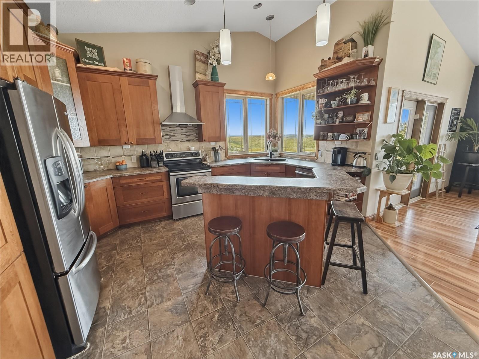 North Sk Landing Acreage, Saskatchewan Landing, SK - Indoor Photo Showing Kitchen