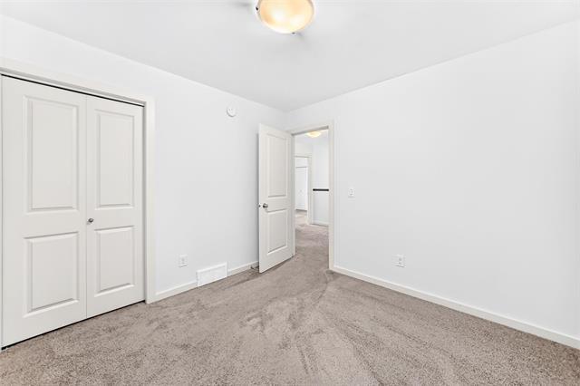 6 Dedrick Bay, Winnipeg, MB - Indoor Photo Showing Other Room