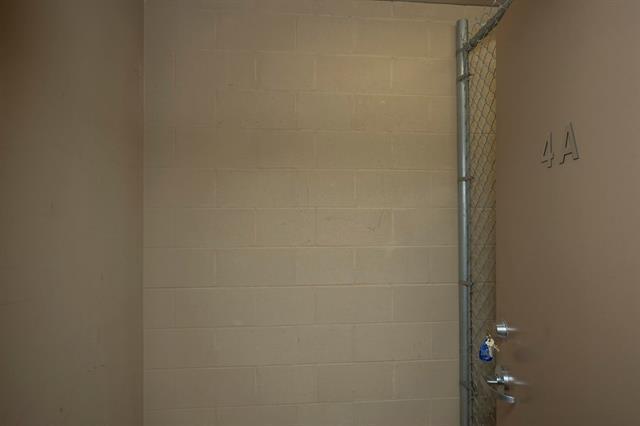 403-40 Shore St, Winnipeg, MB - Indoor Photo Showing Bathroom