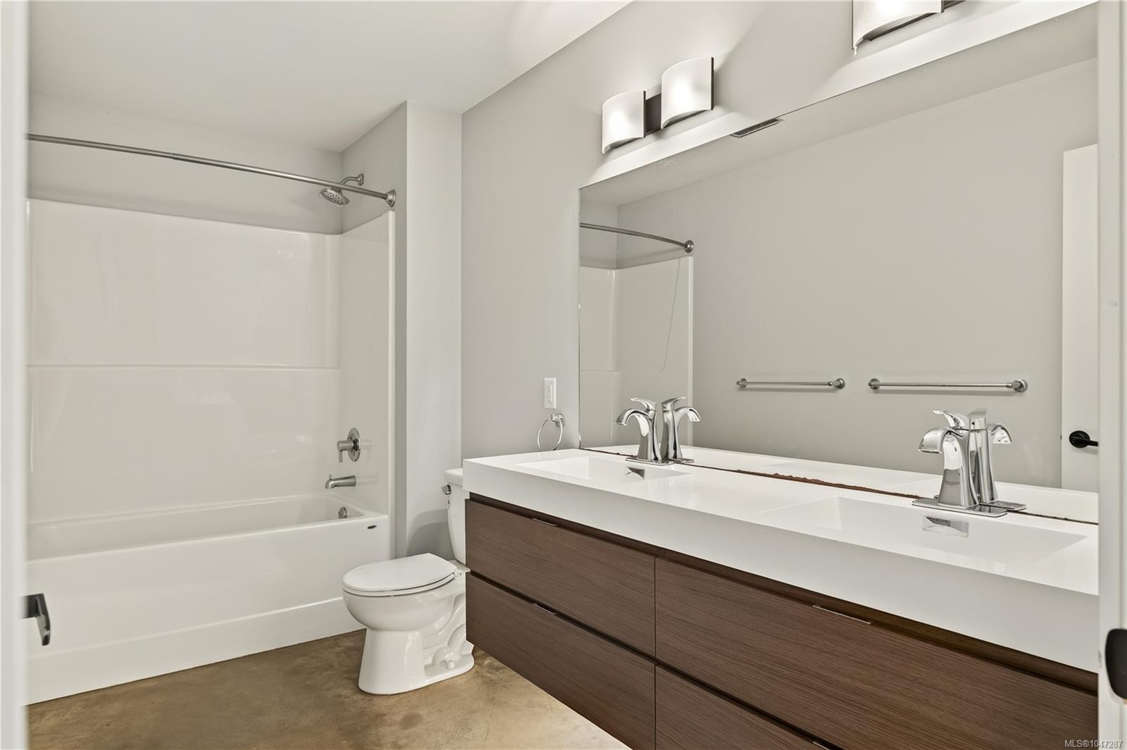374 Shepherd Ave, Nanaimo, BC