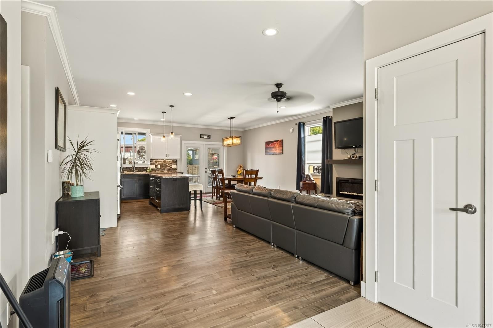 374 Shepherd Ave, Nanaimo, BC