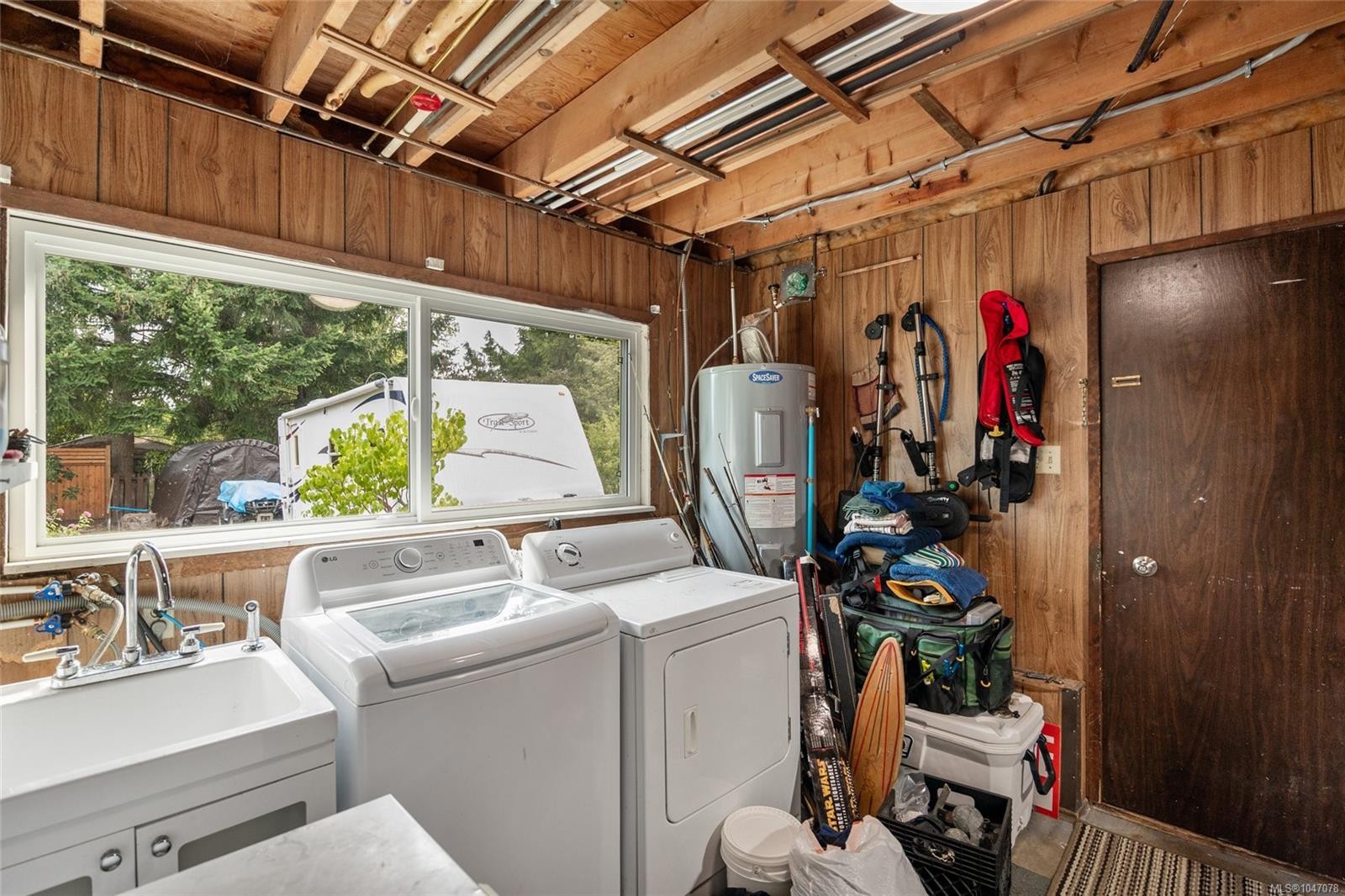 1925 Cougar Cres, Comox, BC