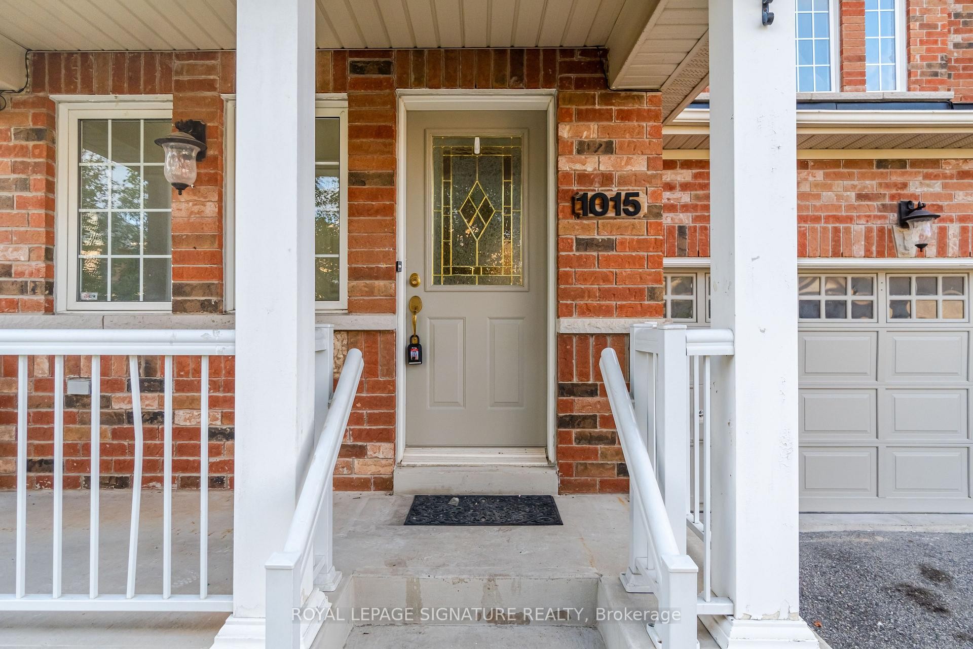1015 Eager Road, Milton, ON - Outdoor