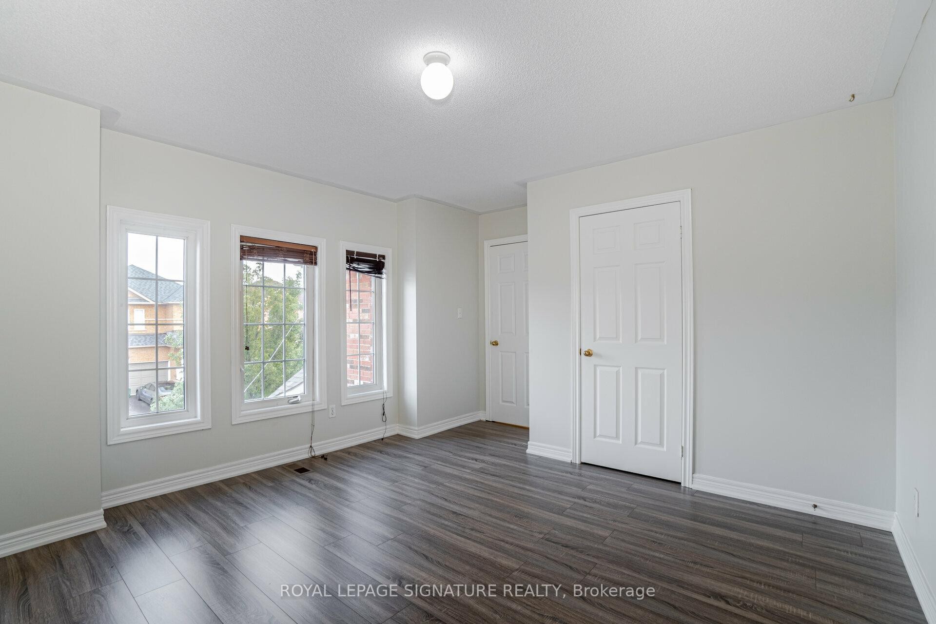 1015 Eager Road, Milton, ON - Indoor Photo Showing Other Room
