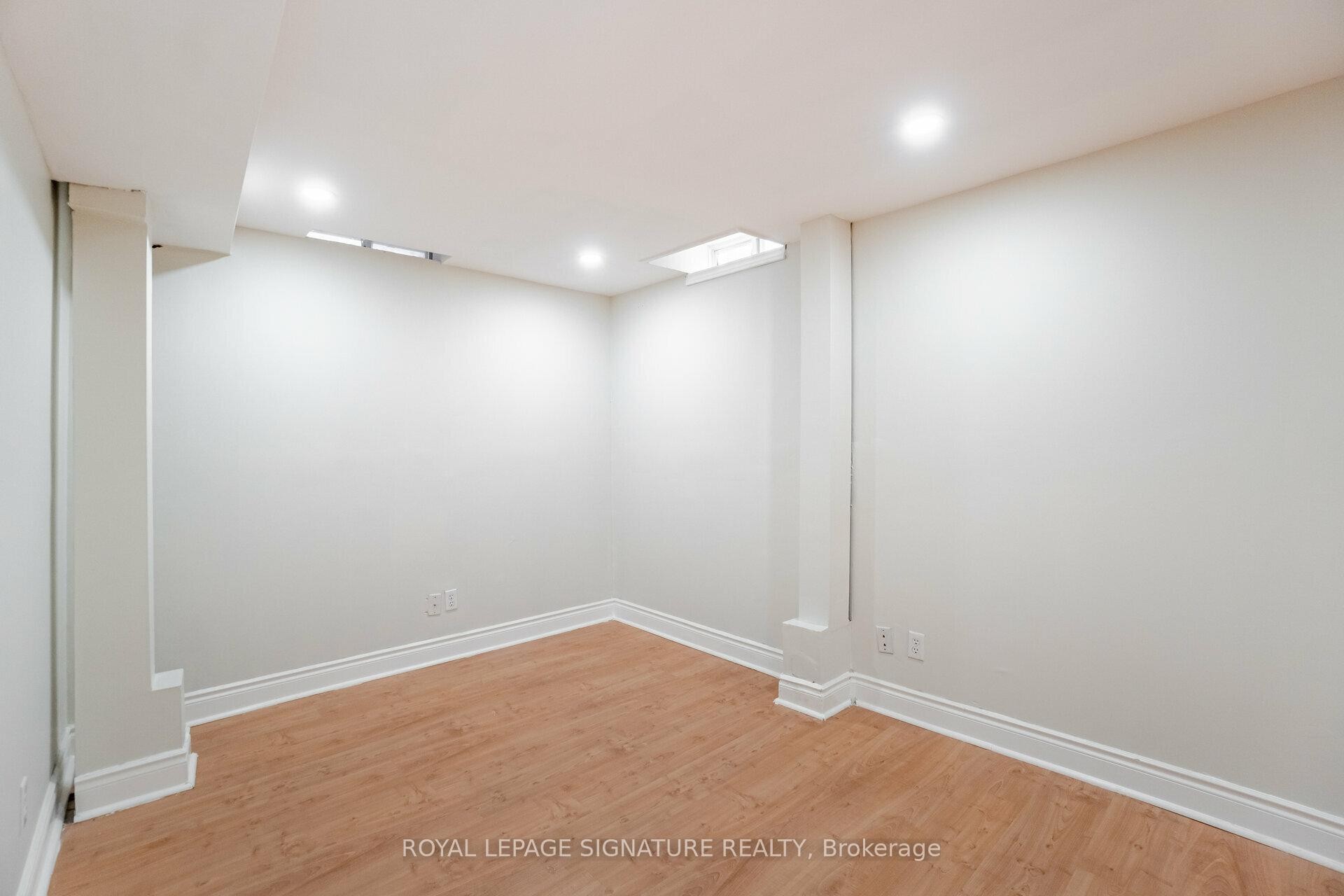 1015 Eager Road, Milton, ON - Indoor Photo Showing Other Room