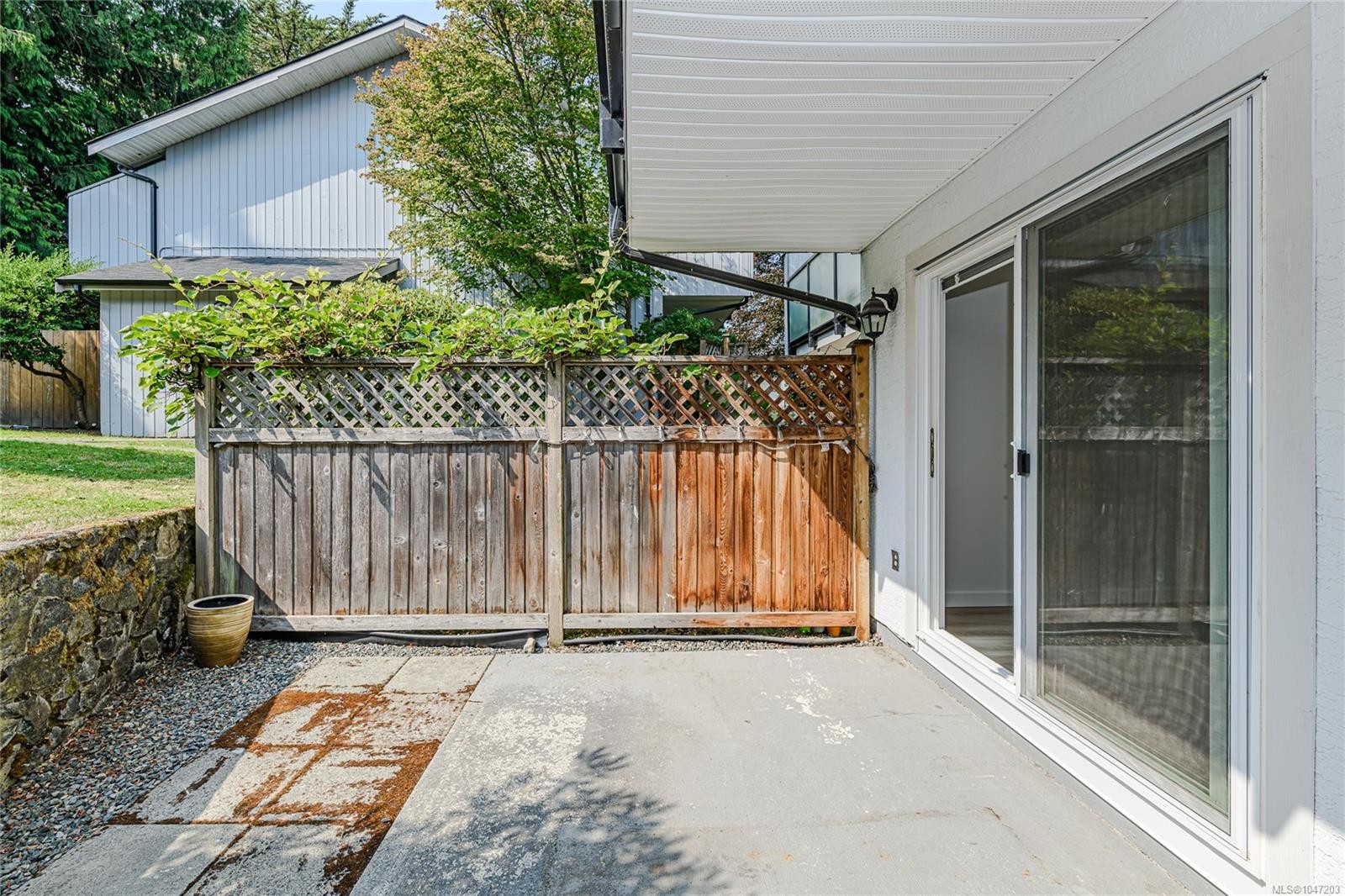 #13-3230 Rutledge St, Saanich, BC