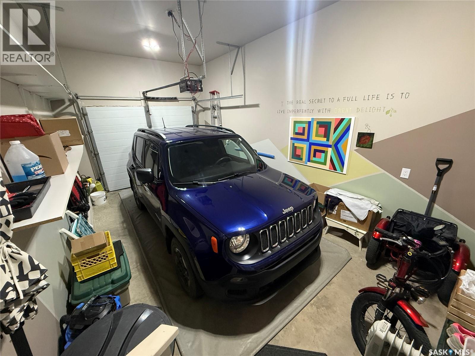 2 - 550 Southwood Drive, Prince Albert, SK - Indoor Photo Showing Garage
