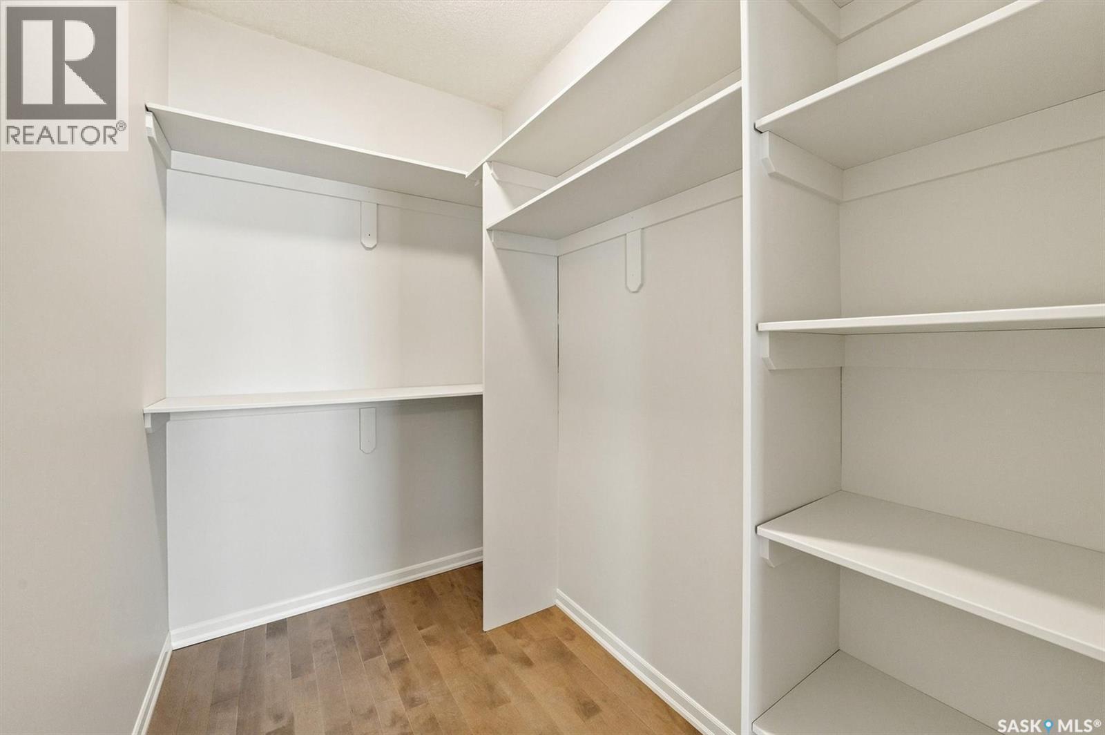 215 Padget Crescent, Saskatoon, SK - Indoor With Storage