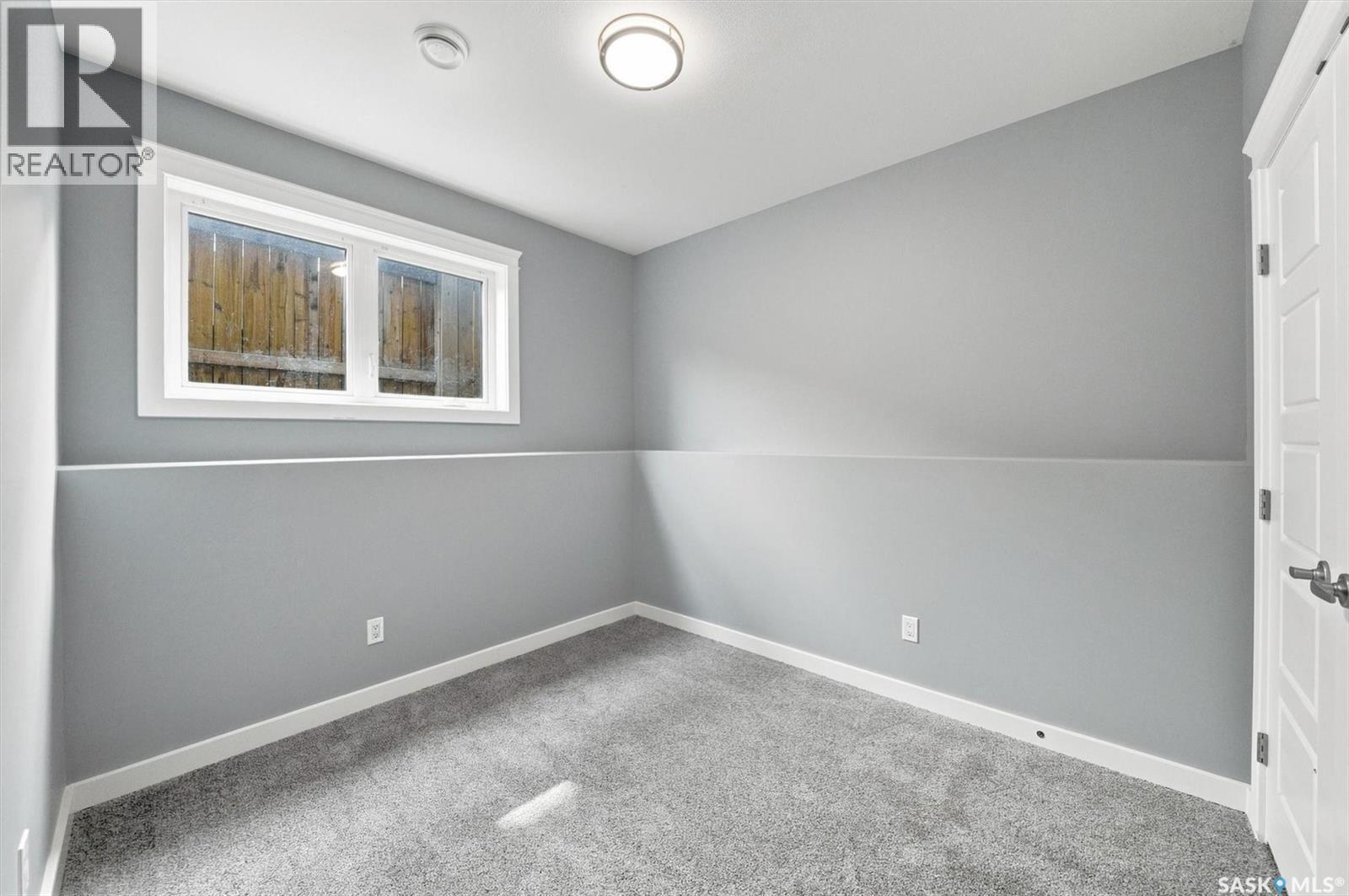 215 Padget Crescent, Saskatoon, SK - Indoor Photo Showing Other Room