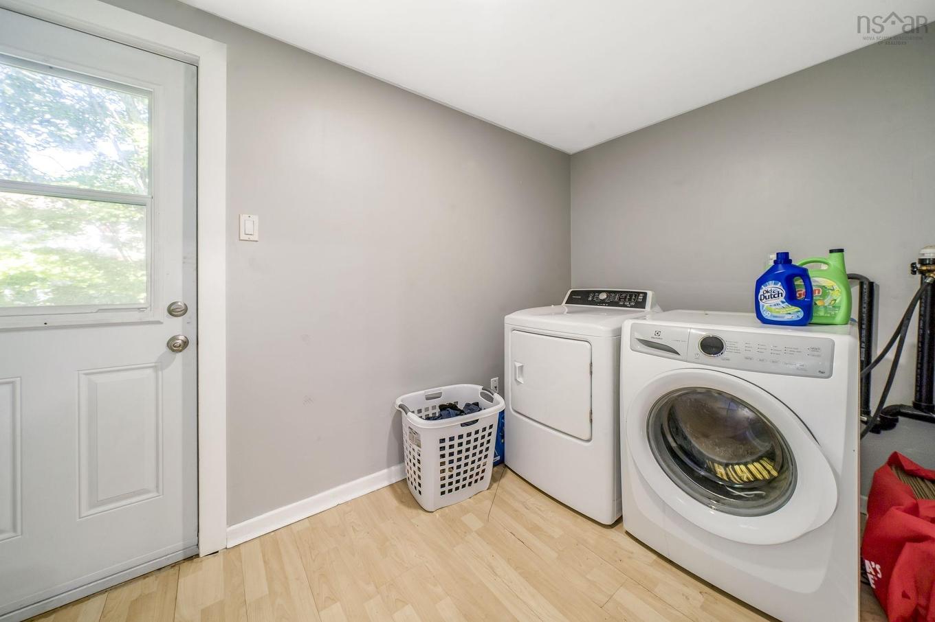 3176/78/80 Stanford Street, Halifax, NS - Indoor Photo Showing Laundry Room