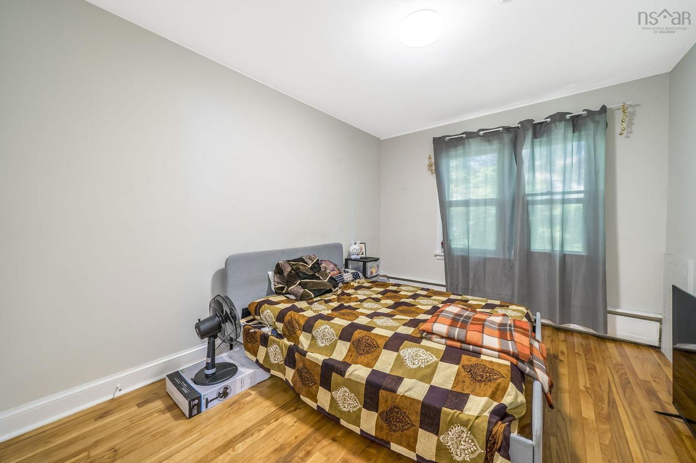 3176/78/80 Stanford Street, Halifax, NS - Indoor Photo Showing Bedroom
