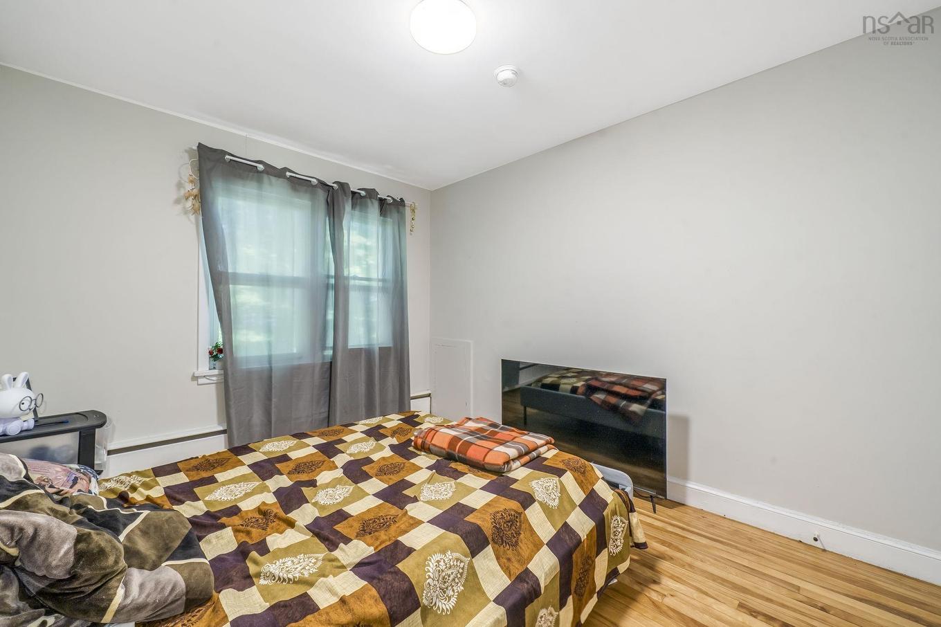 3176/78/80 Stanford Street, Halifax, NS - Indoor Photo Showing Bedroom