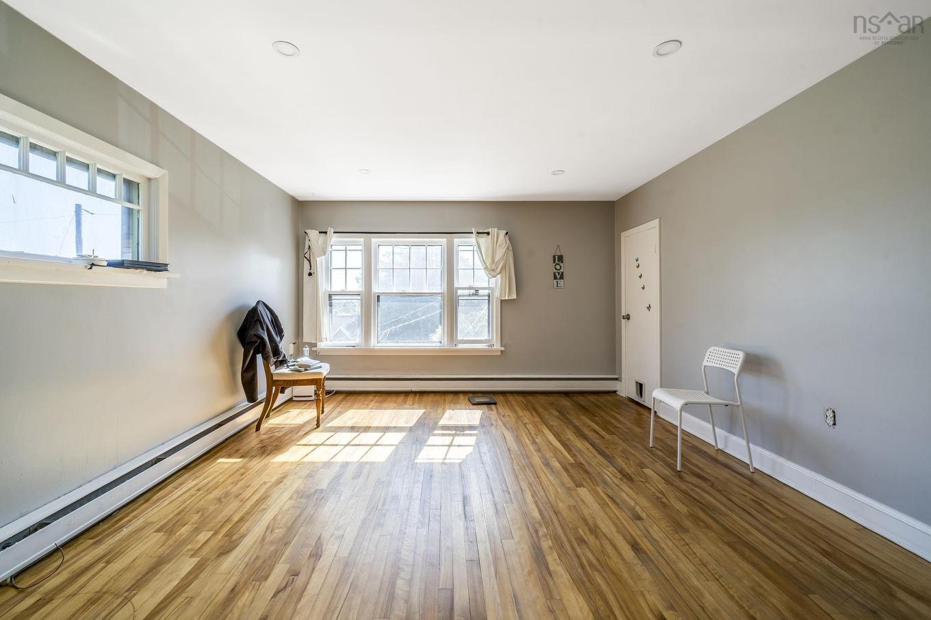 3176/78/80 Stanford Street, Halifax, NS - Indoor