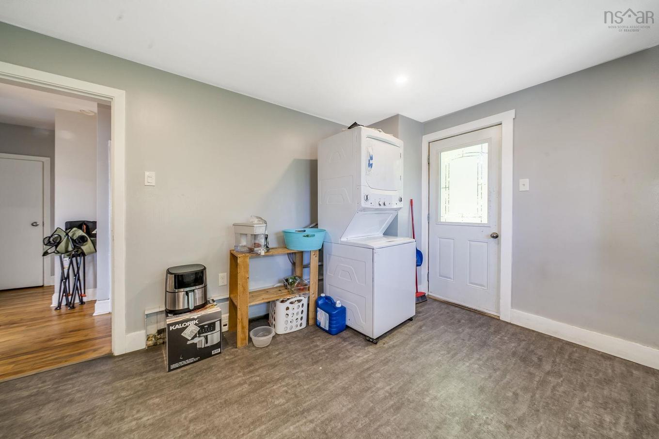 3176/78/80 Stanford Street, Halifax, NS - Indoor Photo Showing Laundry Room