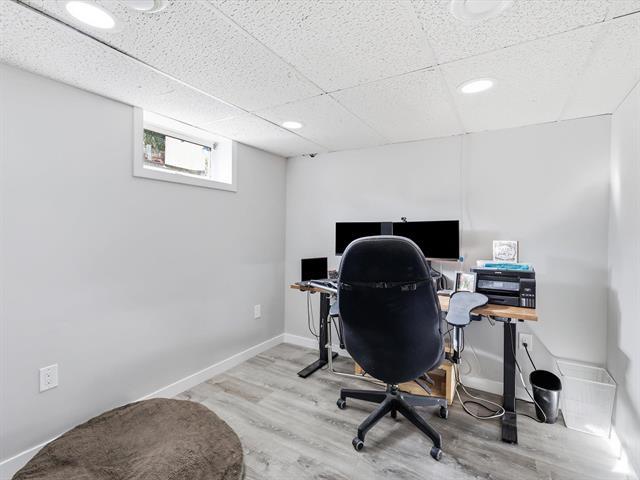 96 Gables Crt, Winnipeg, MB - Indoor Photo Showing Office