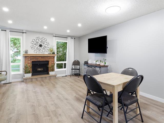 96 Gables Crt, Winnipeg, MB - Indoor With Fireplace
