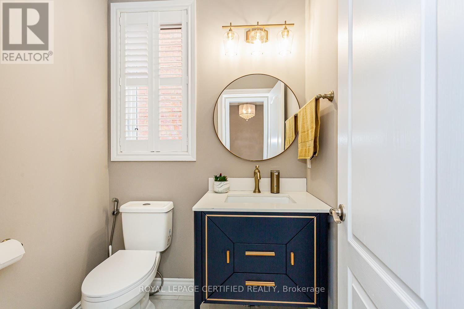3226 Paul Henderson Drive, Mississauga, ON - Indoor Photo Showing Bathroom