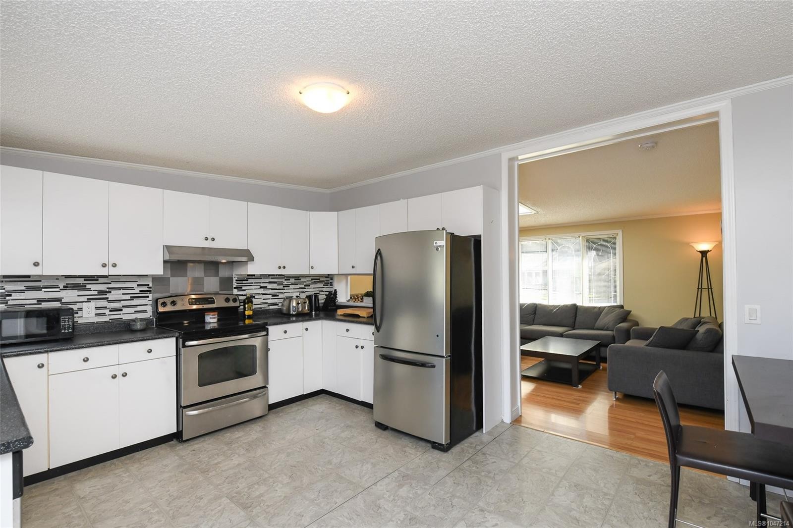 41 Atluck Ave, Woss, BC