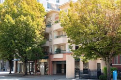 #403-1015 Johnson St Victoria, BC V8V 3N6