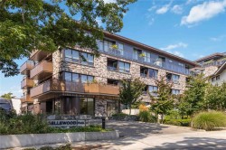 #303-1018 Pentrelew Pl Victoria, BC V8V 4J6