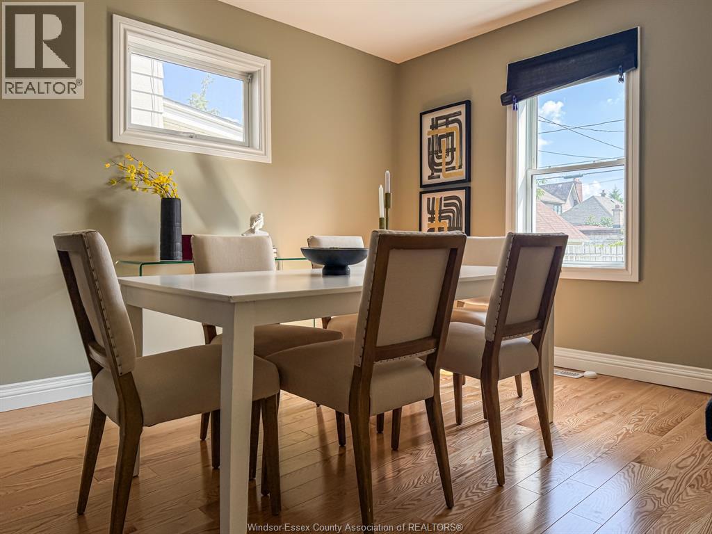 1720 Marentette Avenue, Windsor, ON - Indoor Photo Showing Dining Room