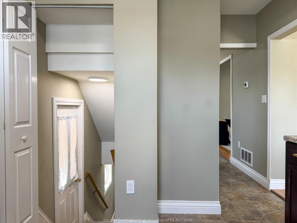 1720 Marentette Avenue, Windsor, ON - Indoor Photo Showing Other Room