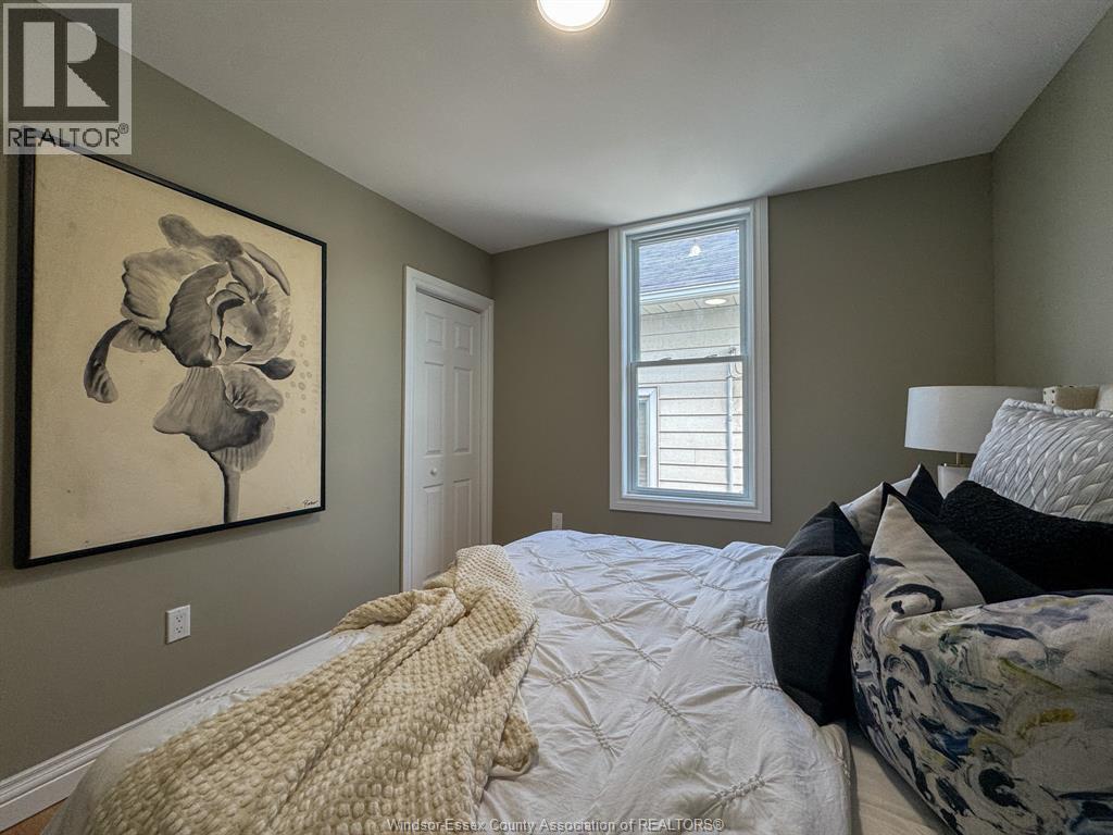 1720 Marentette Avenue, Windsor, ON - Indoor Photo Showing Bedroom