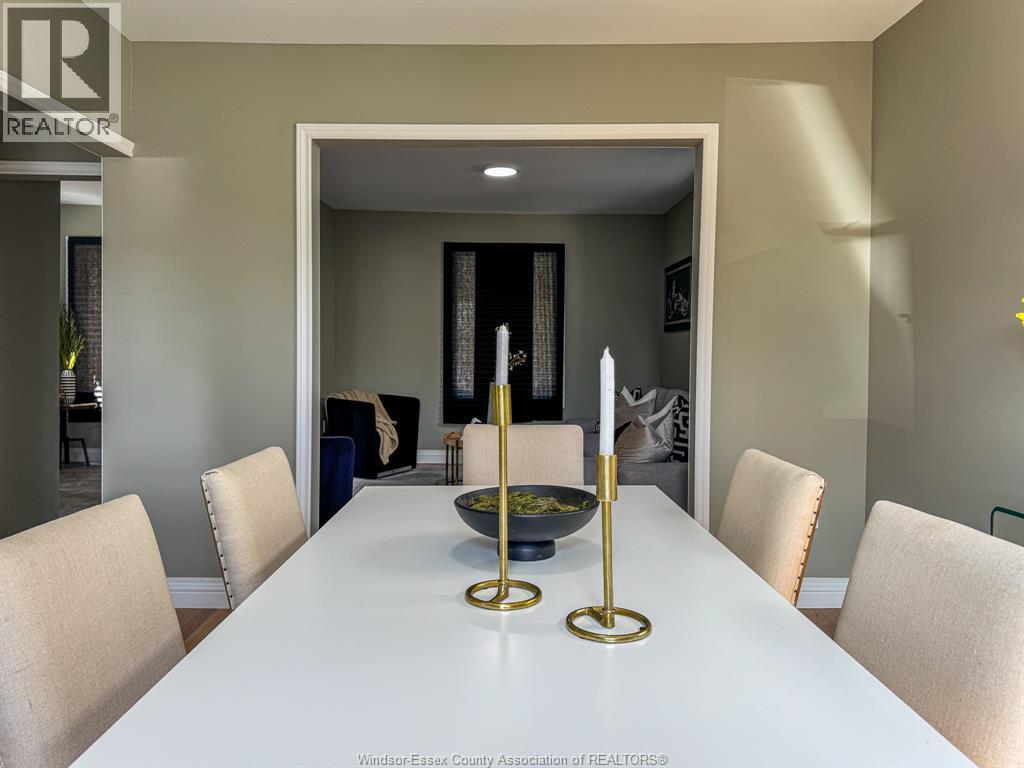 1720 Marentette Avenue, Windsor, ON - Indoor Photo Showing Dining Room