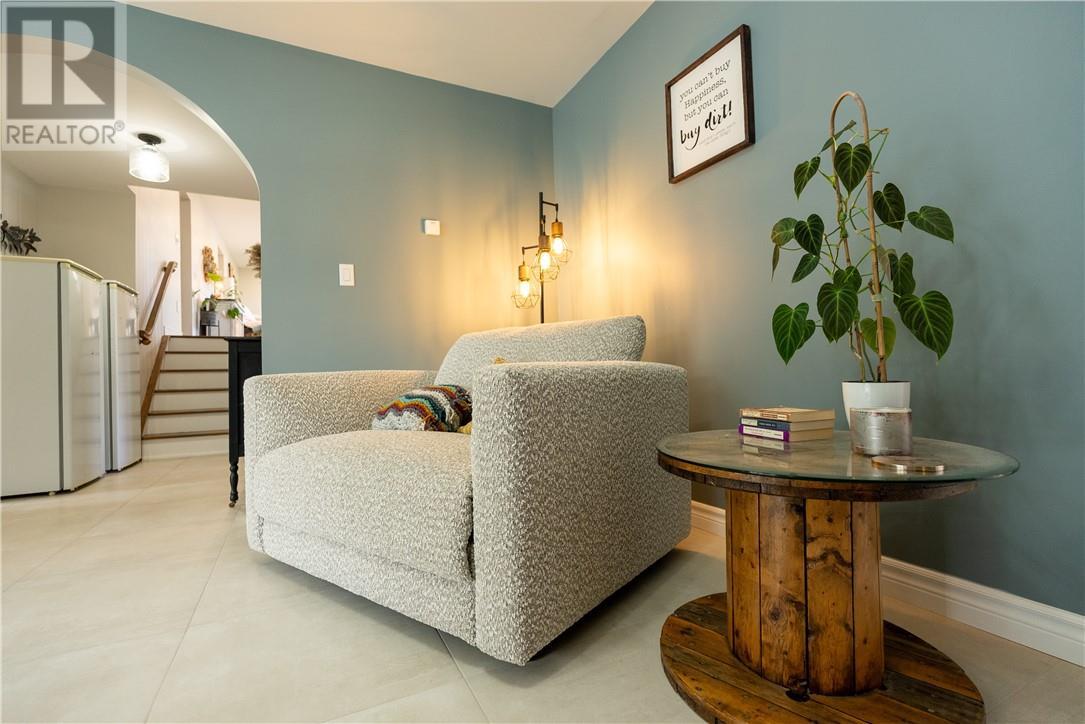 189 Rayside Avenue, Azilda, ON - Indoor