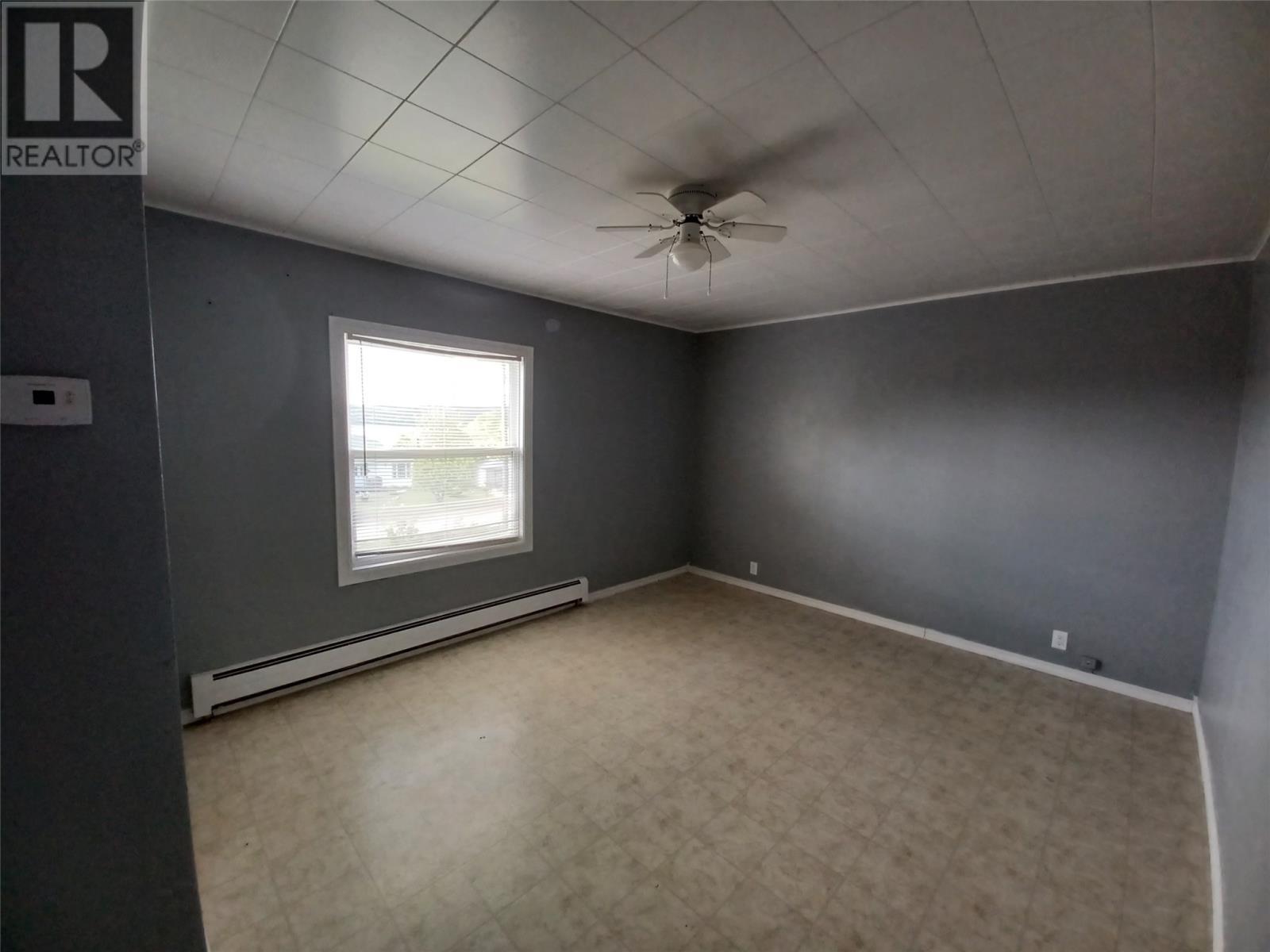 124 Riverside Road E, Glovertown, NL - Indoor Photo Showing Other Room