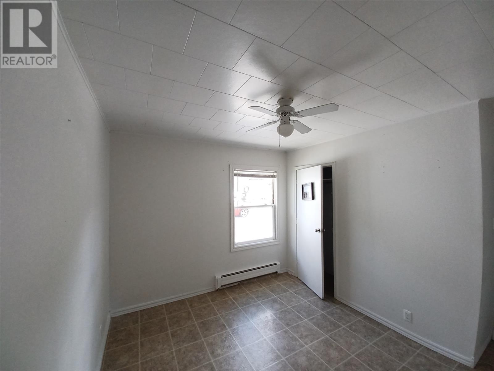 124 Riverside Road E, Glovertown, NL - Indoor Photo Showing Other Room