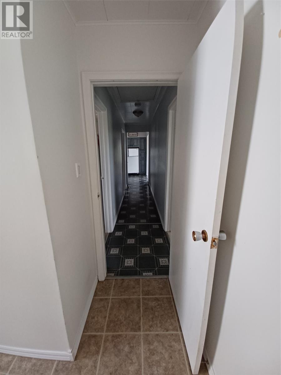 124 Riverside Road E, Glovertown, NL - Indoor Photo Showing Other Room