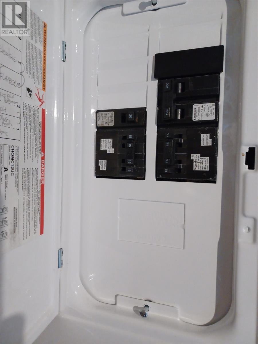 124 Riverside Road E, Glovertown, NL - Indoor