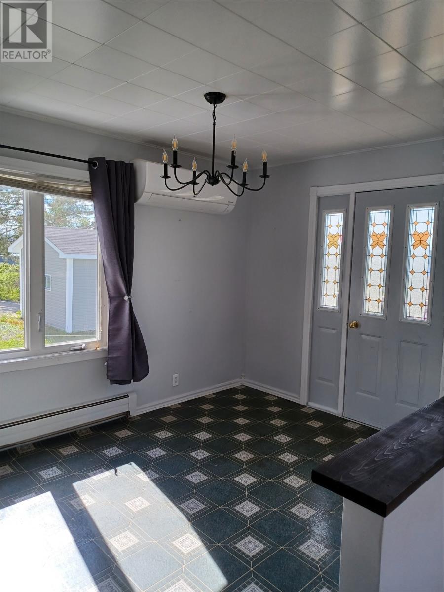 124 Riverside Road E, Glovertown, NL - Indoor Photo Showing Other Room