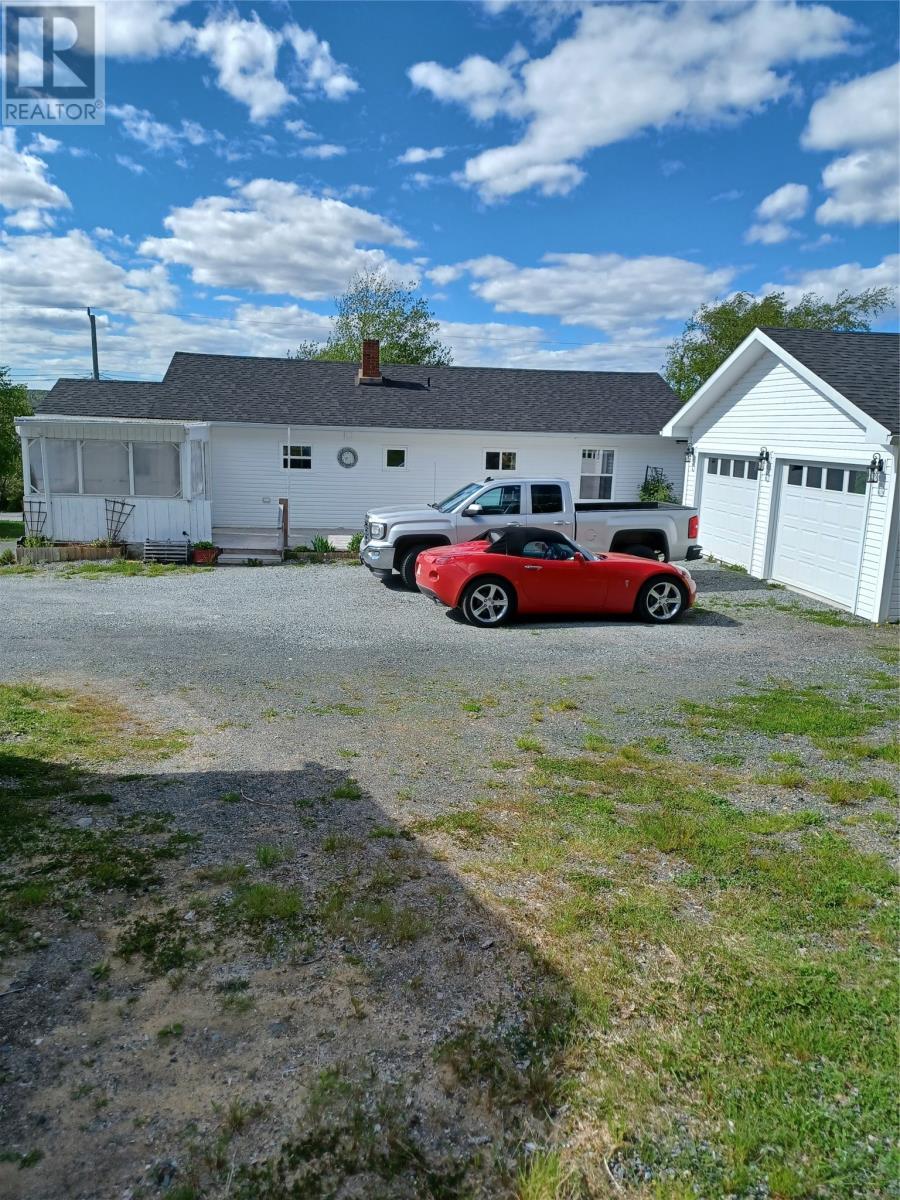 124 Riverside Road E, Glovertown, NL - Outdoor
