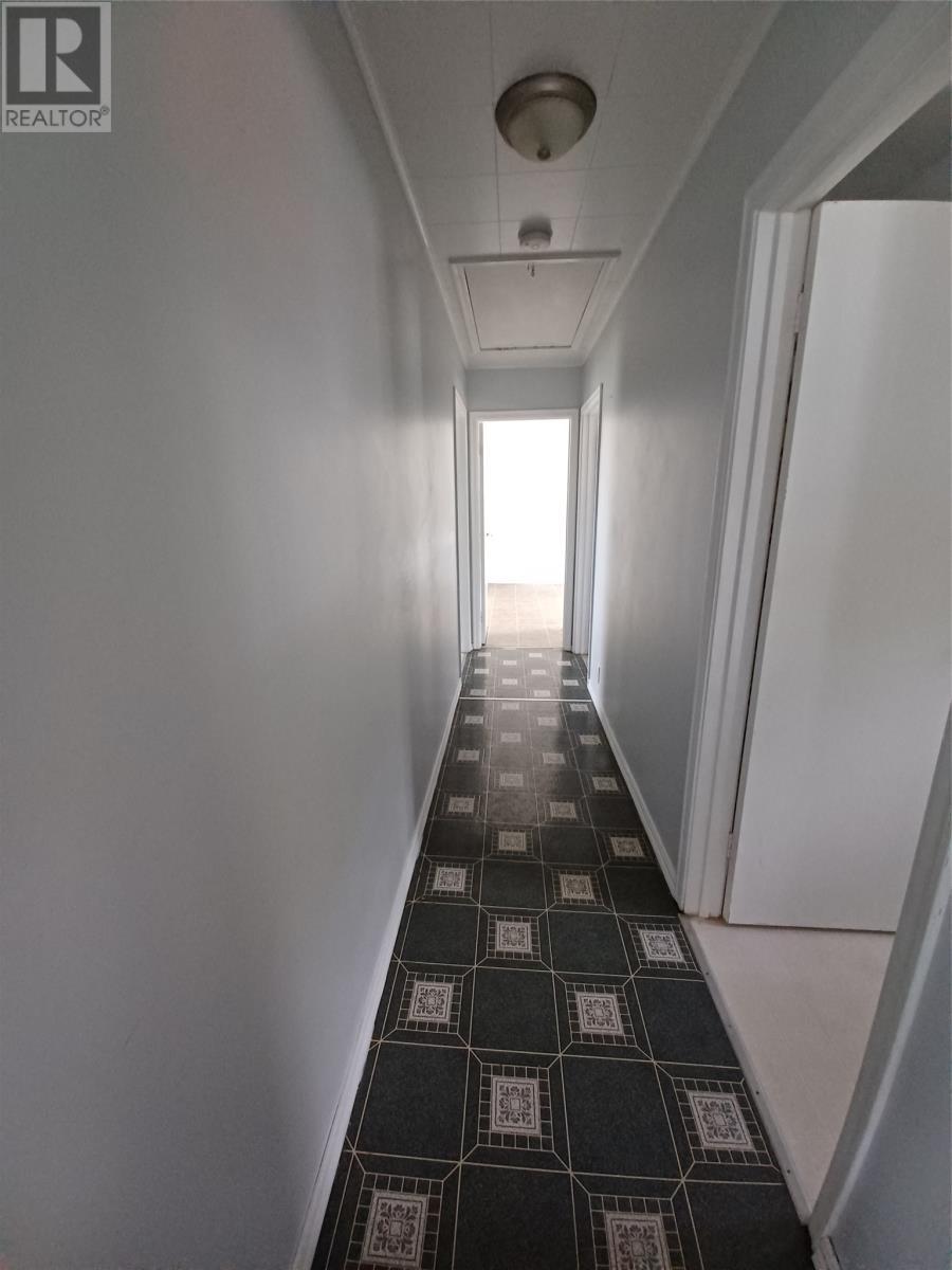 124 Riverside Road E, Glovertown, NL - Indoor Photo Showing Other Room