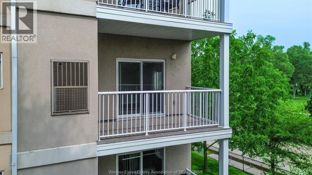 1655 Grand Marais Unit# 310, Windsor, ON - Outdoor With Balcony With Exterior
