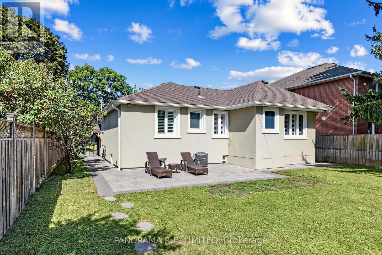 14 Agar Crescent, Toronto, ON - Outdoor
