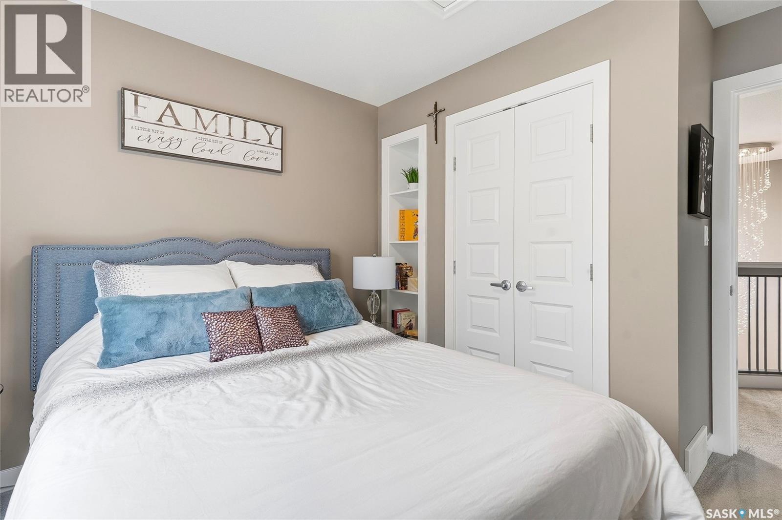 419 Kensington Boulevard, Saskatoon, SK - Indoor Photo Showing Bedroom